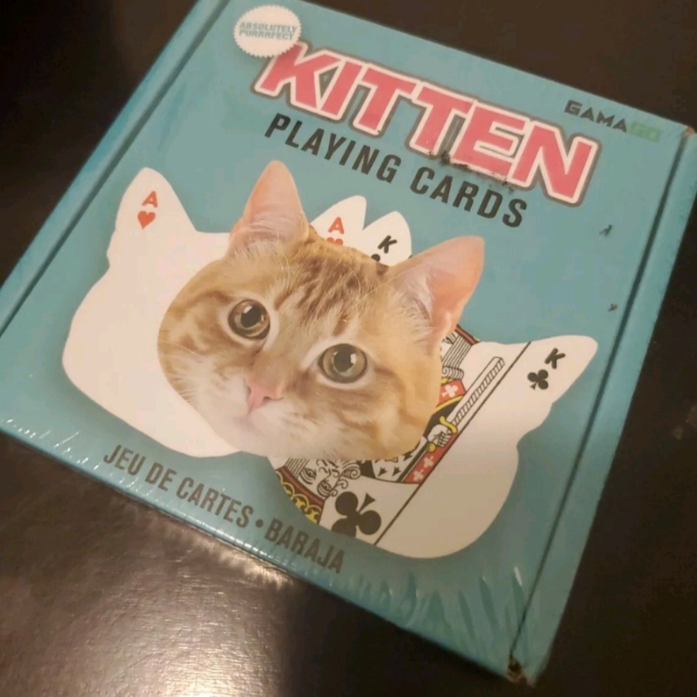 NEW Cat Kitten Novelty Playing Cards Cat Head Shaped NIB gift Pet Cat Lover